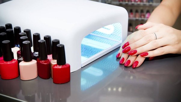 Can gel nails be cured without UV light?