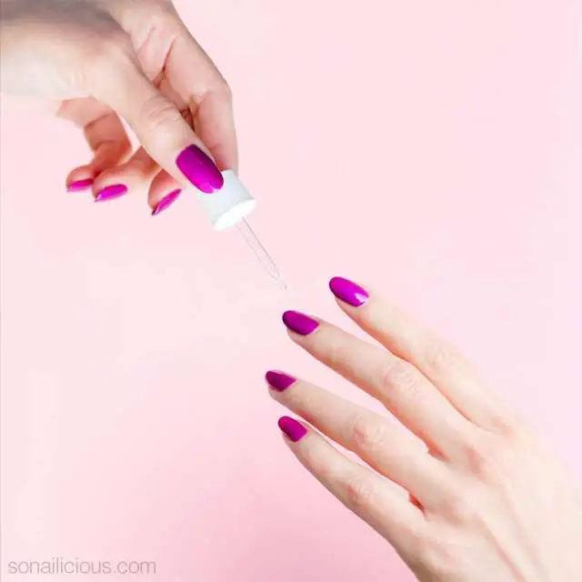 Expert Advice: How To Dry Your Nails In Just 3 Minutes