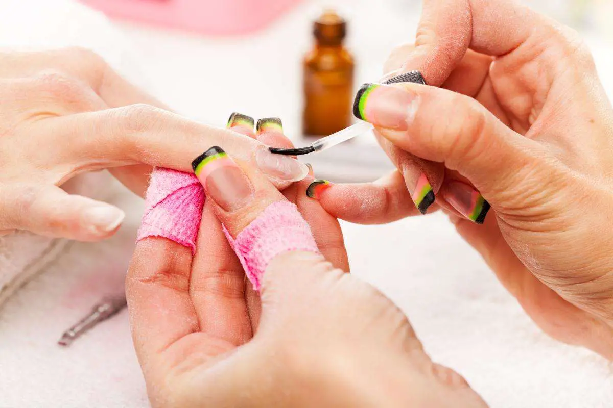 Ridiculously Useful Tips on Taking Care of Acrylic Nails ...